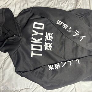 ROMWE Black Garment Tag